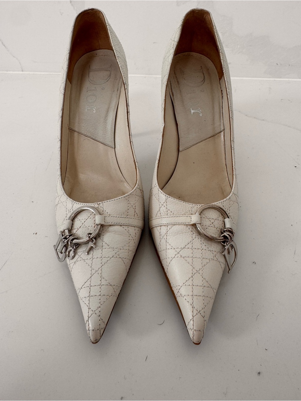 Dior white Quilted Leather Pointed-Toe Pumps with Silver Ring Detail